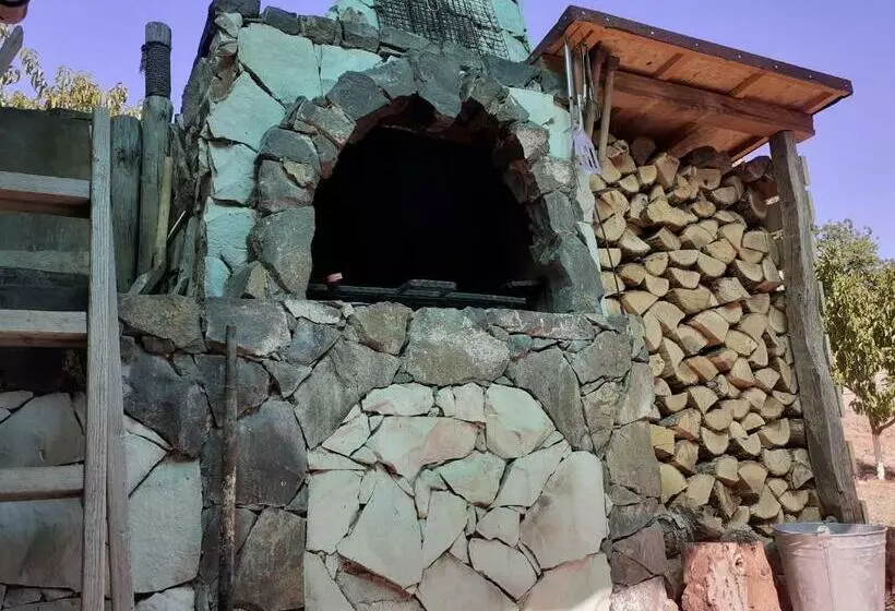 Majatalo Mihaela Lake Retreat