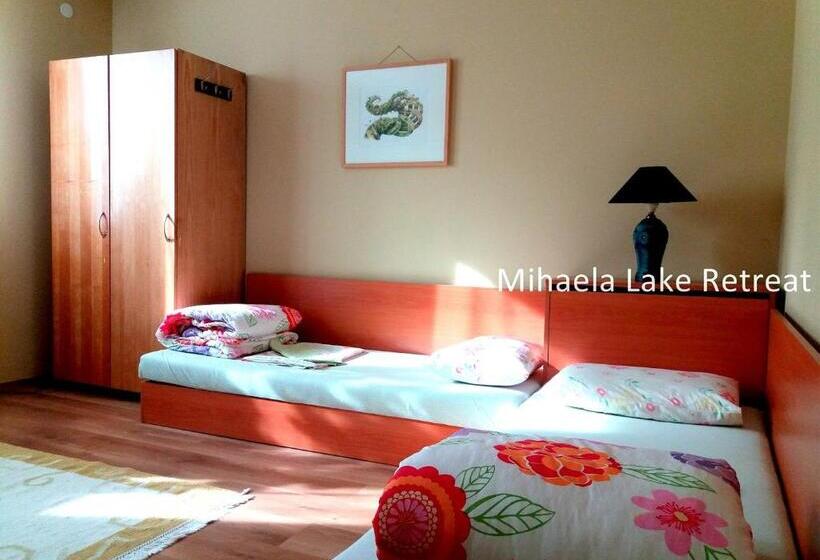 פנסיון Mihaela Lake Retreat