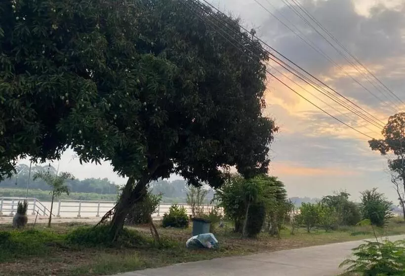 Majatalo Romyen House