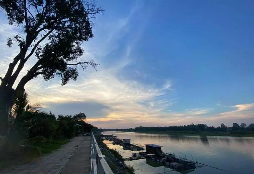 Majatalo Romyen House