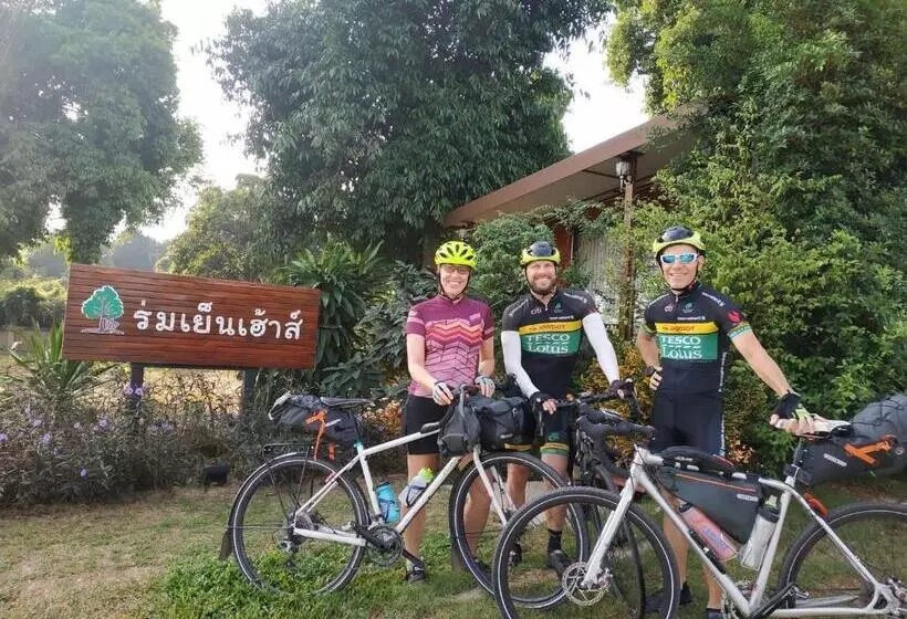 Majatalo Romyen House