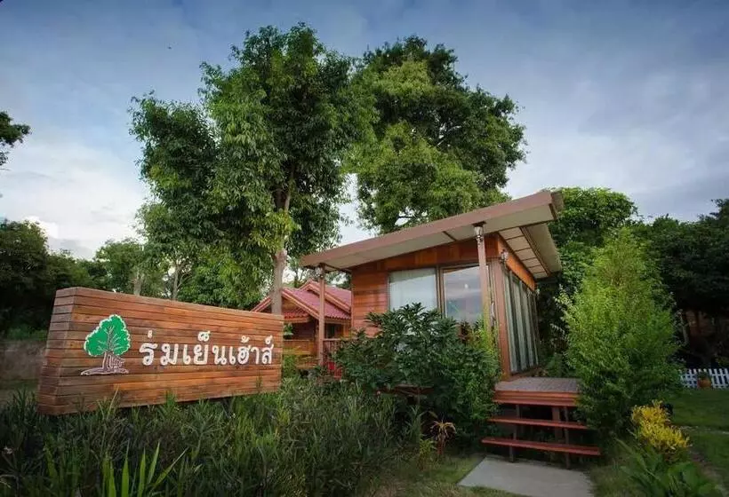 Majatalo Romyen House