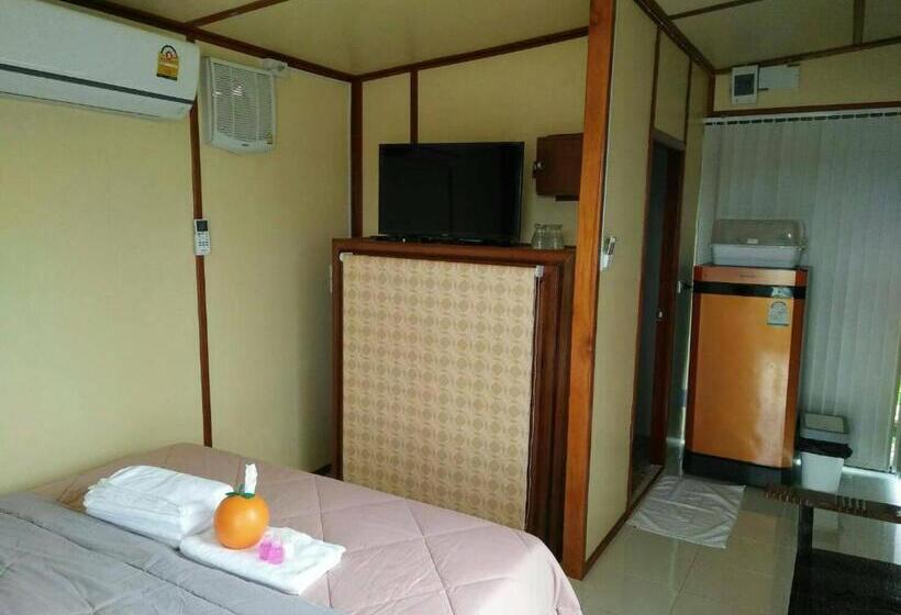 ペンション Romyen House