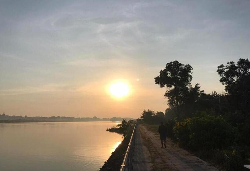 ペンション Romyen House