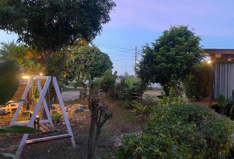 ペンション Romyen House