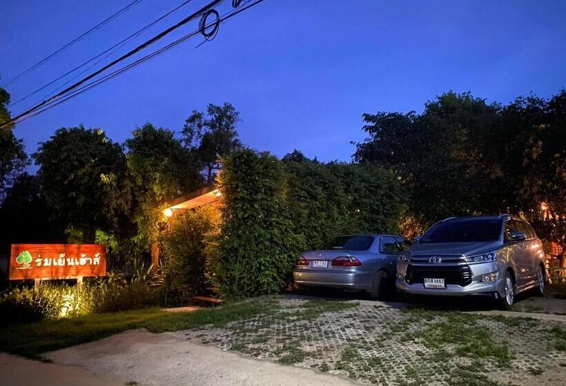 ペンション Romyen House