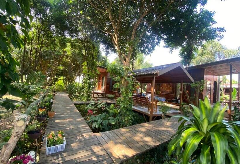 ペンション Romyen House