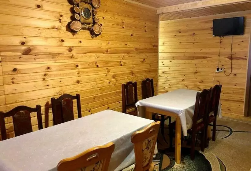 ペンション Sadyba Domashniy Zatyshok