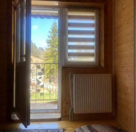 ペンション Sadyba Domashniy Zatyshok