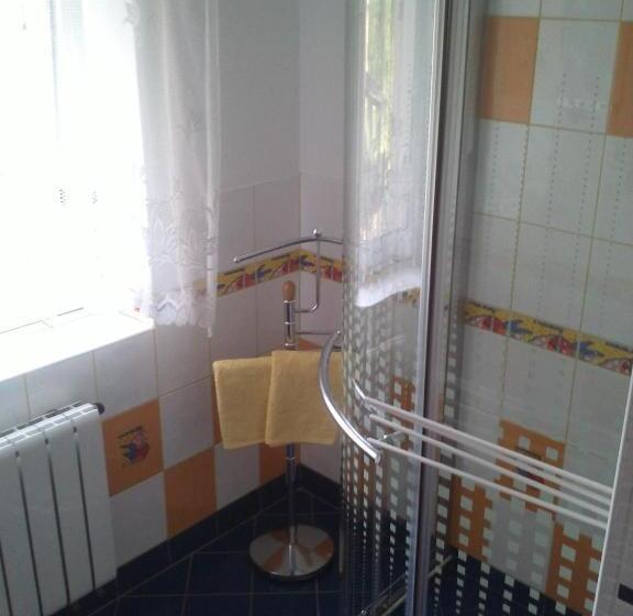 פנסיון Ubytování Velký Týnec 376