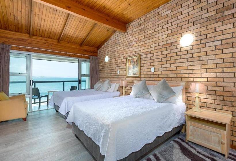 بنسيون Vic Bay Beach House