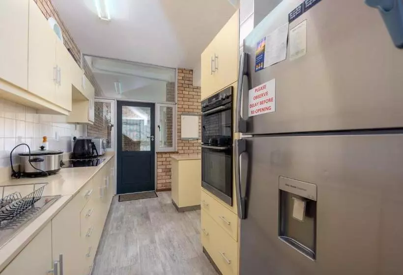 Majatalo Vic Bay Beach House