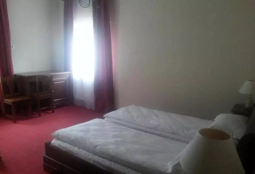 Pensiunea Valea Pinului