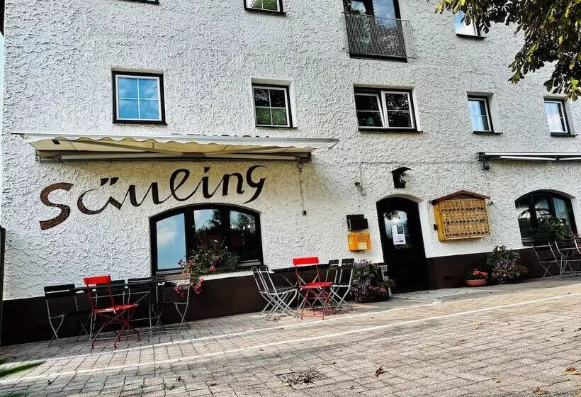 ベッドアンドブレックファースト Alpenmotel Säuling