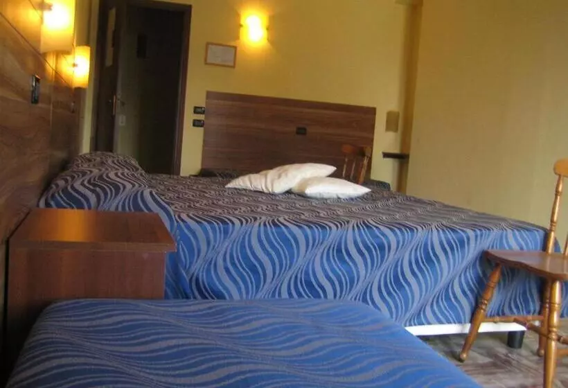 Hotelli Albergo Carpino