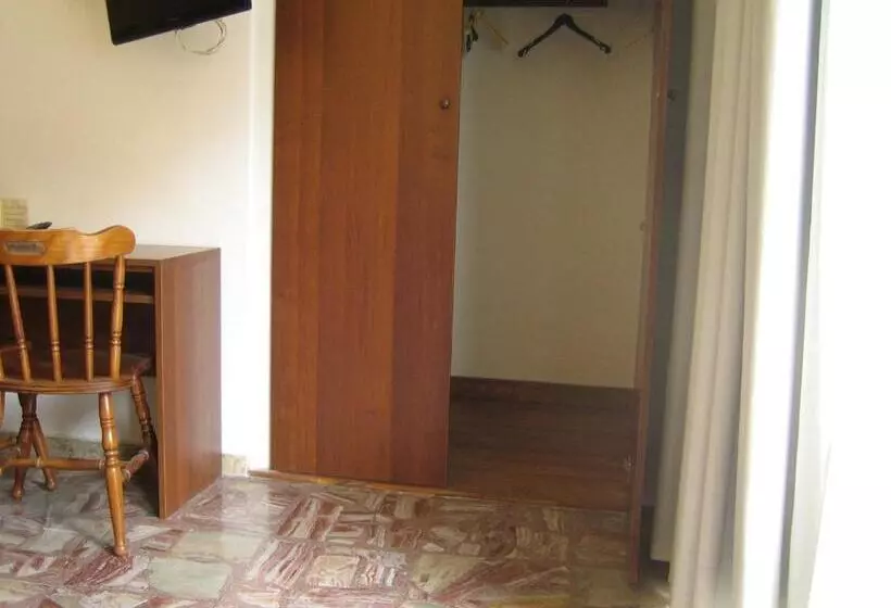 Hotelli Albergo Carpino