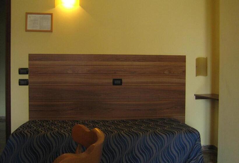 酒店 Albergo Carpino