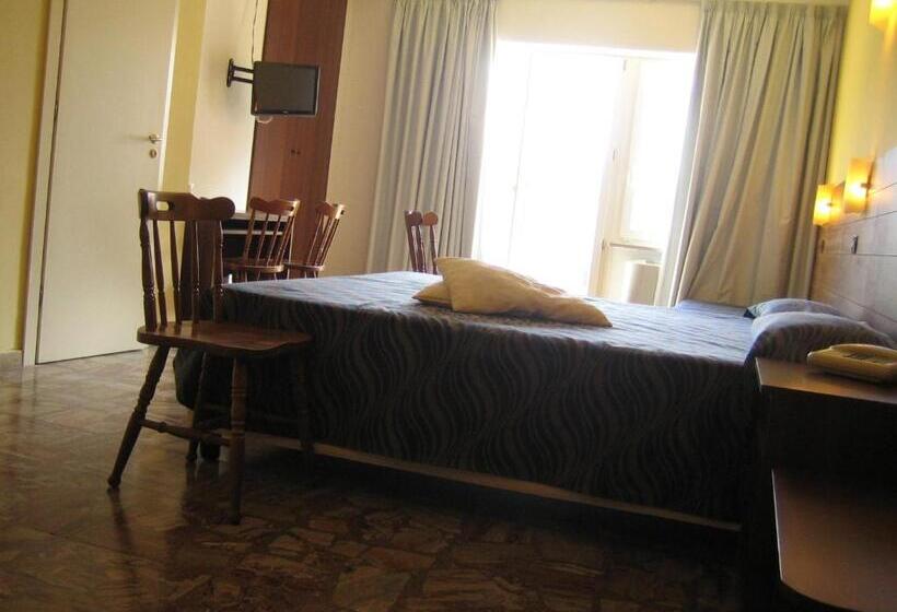 酒店 Albergo Carpino