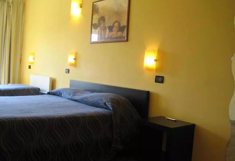 Hotelli Albergo Carpino