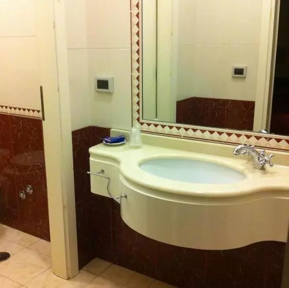 Hotelli Albergo Carpino