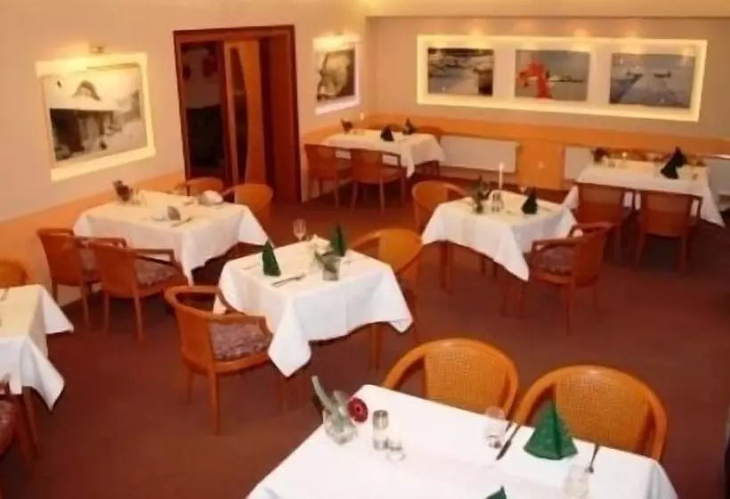 Hotelli Carmina Am See