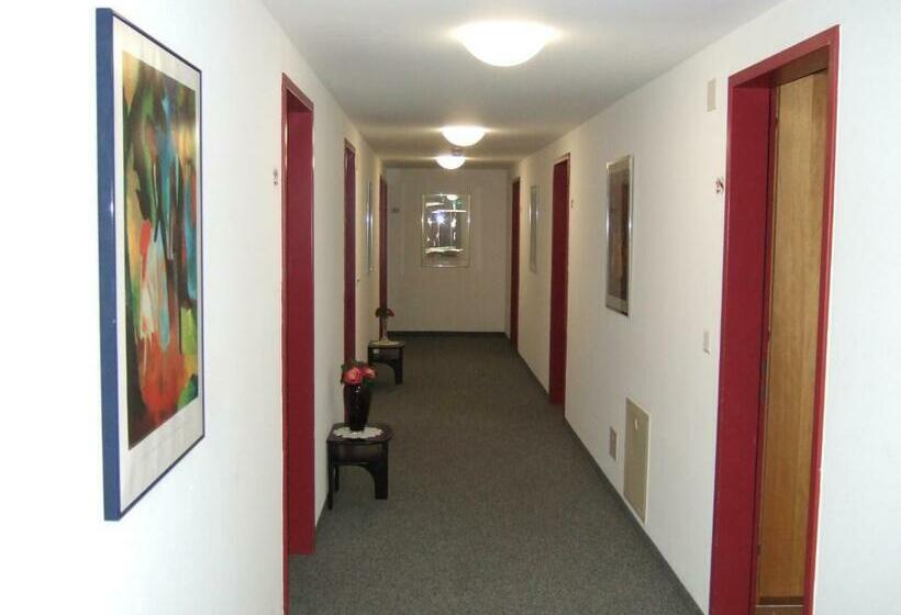 בית מלון כפרי Gasthaus Zur Sonne