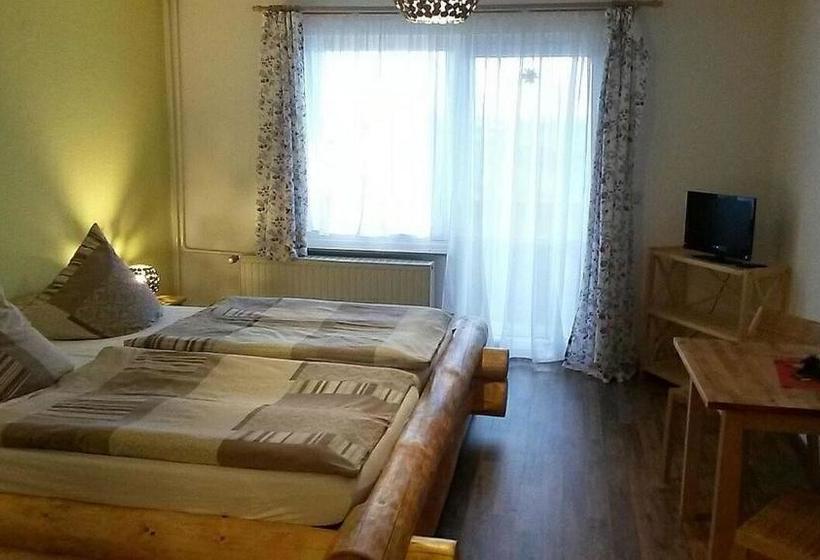 בית מלון כפרי Landgasthof Dittersdorfer Höhe