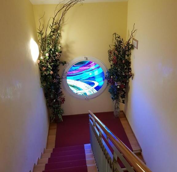 Отель Le Cardinal