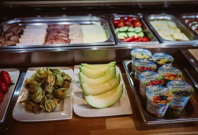 Hotelli Pension Baumgartner Berghof