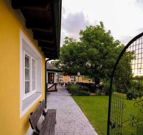 Hotelli Pension Baumgartner Berghof