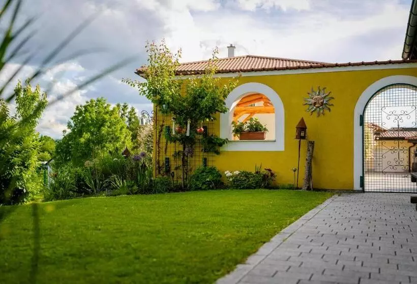 Hotelli Pension Baumgartner Berghof