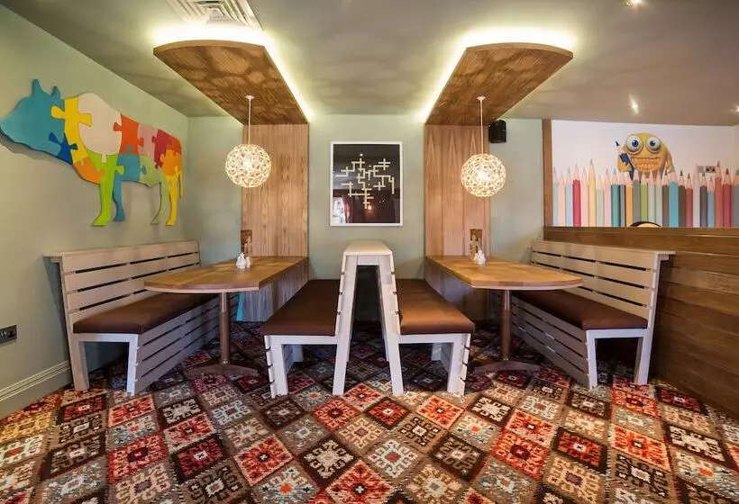 ホテル Red Squirrel, Stevenston By Marston S Inns