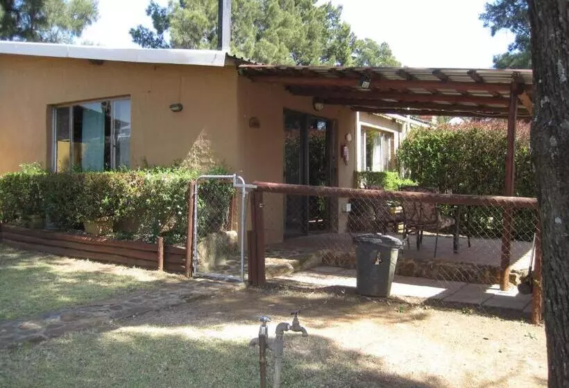 Majatalo Blue Roan Country Lodge