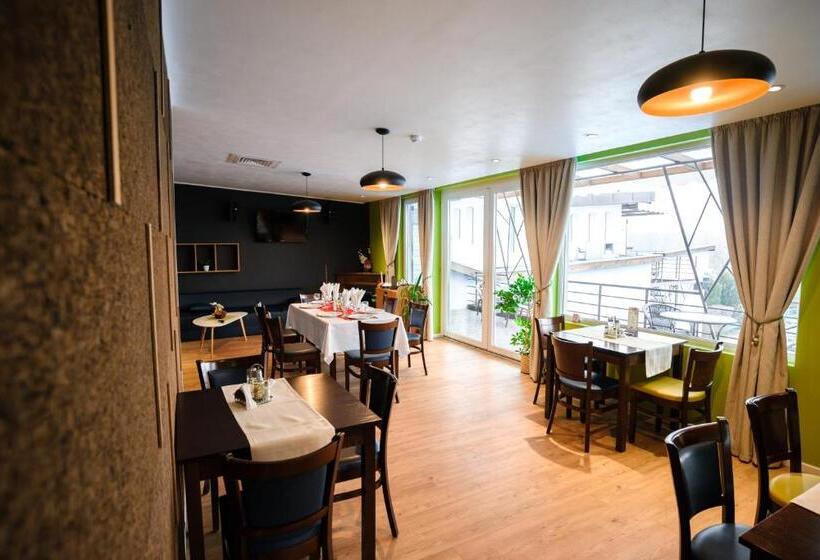 Pensiunea La Broscuta