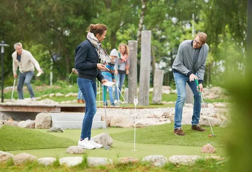 リゾートホテル Ferien Und Freizeitpark Weissenhauser Strand
