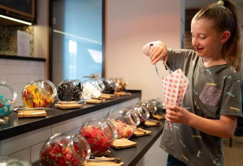 リゾートホテル Ferien Und Freizeitpark Weissenhauser Strand