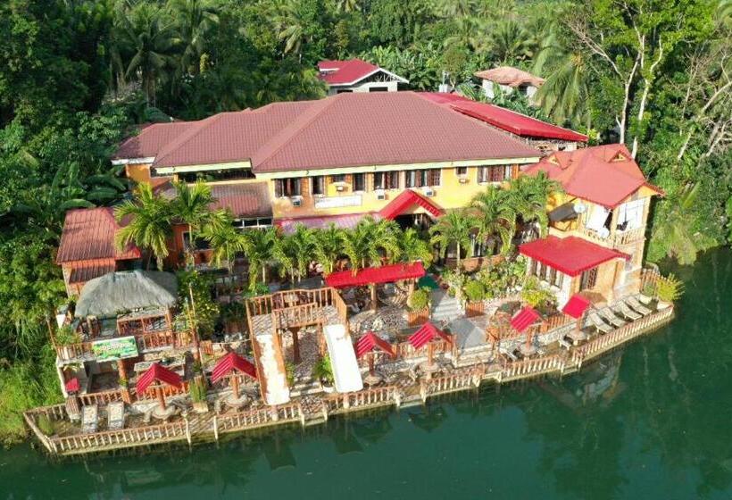 אתר נופש Stefanie Grace Paradise Inn