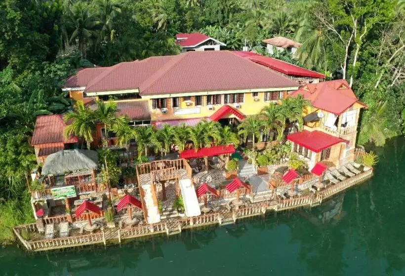 Lomakeskus Stefanie Grace Paradise Inn