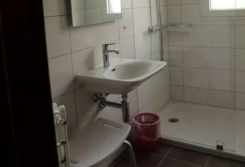 Retkeilymaja Hôtel De Torgon