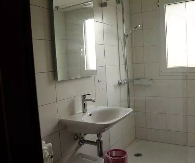 Retkeilymaja Hôtel De Torgon