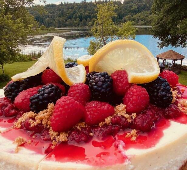 Общежитие The Cove Inn