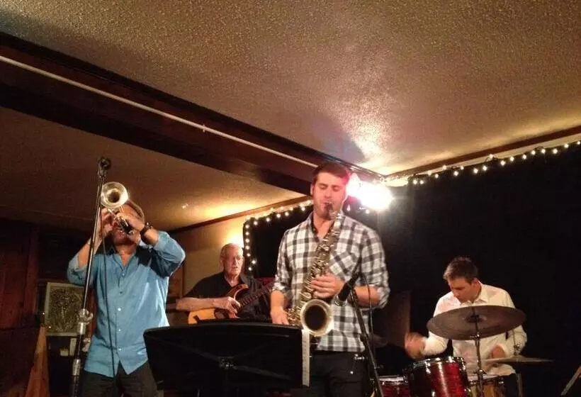 Retkeilymaja The Cove Inn