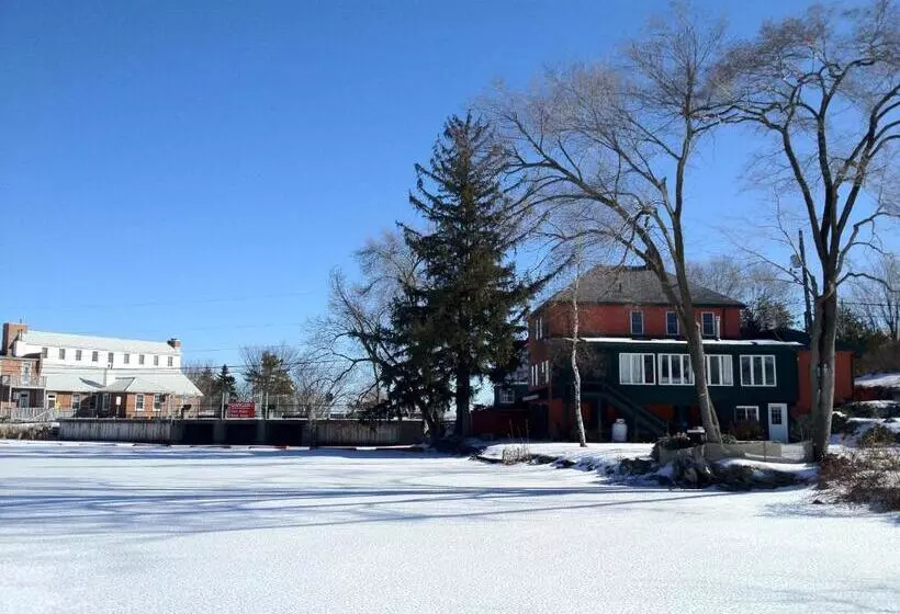 Retkeilymaja The Cove Inn