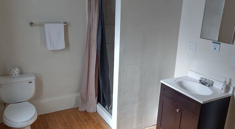 Общежитие The Whitetail And Suites