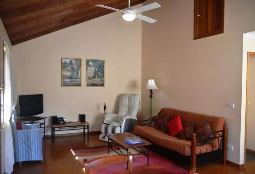 ベッドアンドブレックファースト Avoca Cottages Victoria