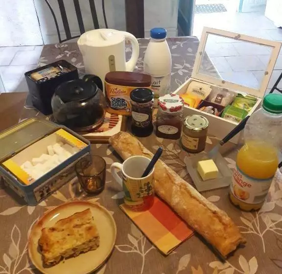 Aamiaismajoitus (B&B) Ferme De L'art Rural Et Populaire