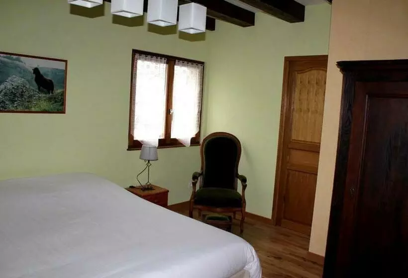 Aamiaismajoitus (B&B) Ferme Du Mouton Noir