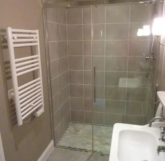 Aamiaismajoitus (B&B) Le Logis Alexandra Bnb