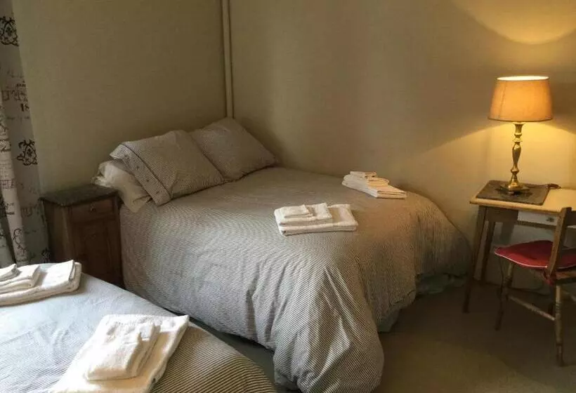 Aamiaismajoitus (B&B) Le Logis Alexandra Bnb