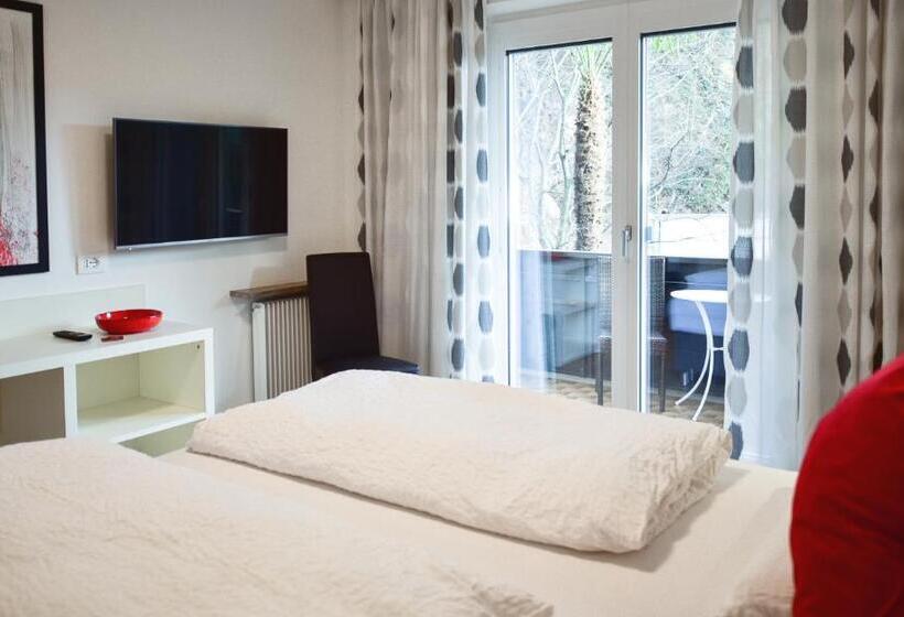 住宿加早餐  Pension Martha